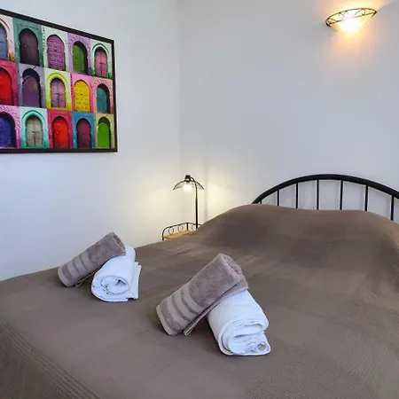 Holiday home Paradizu, Vue Imprenable En Provence